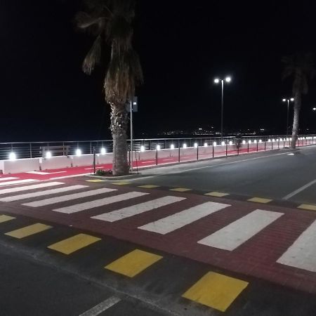 Le Case Del Sole Ventimiglia Buitenkant foto