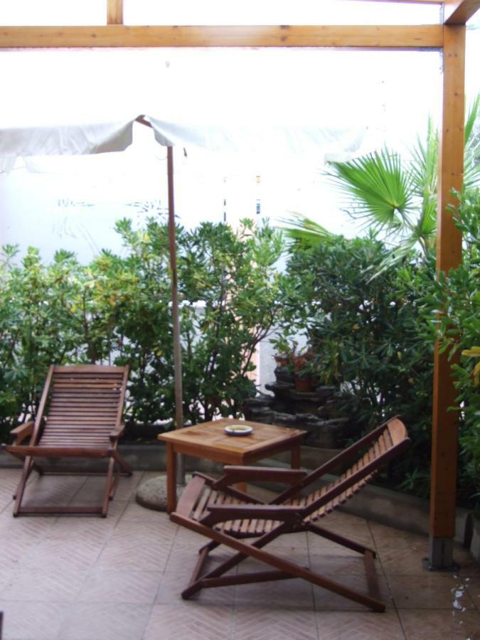 Le Case Del Sole Ventimiglia Buitenkant foto