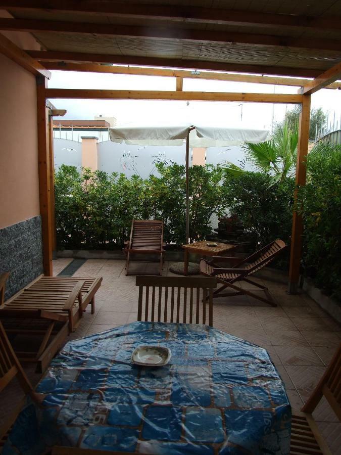 Le Case Del Sole Ventimiglia Buitenkant foto