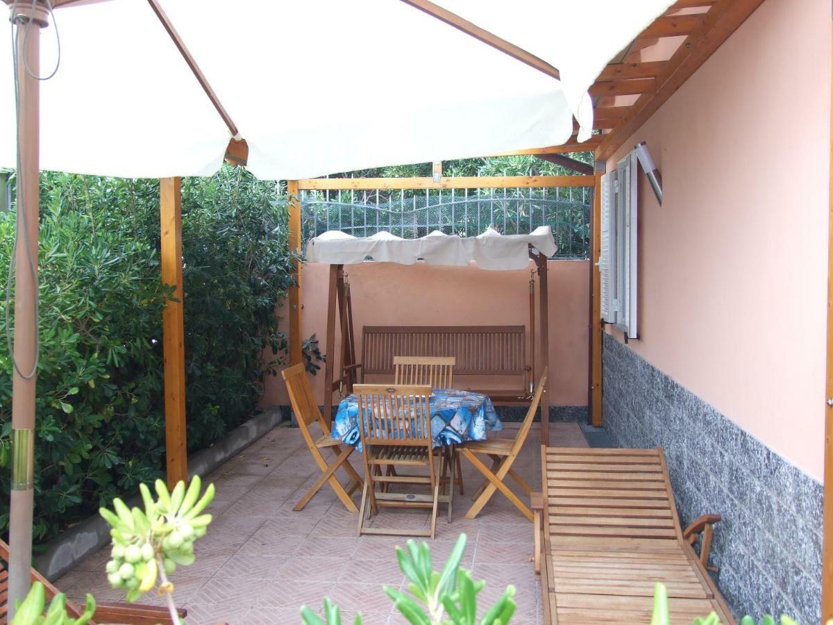 Le Case Del Sole Ventimiglia Buitenkant foto