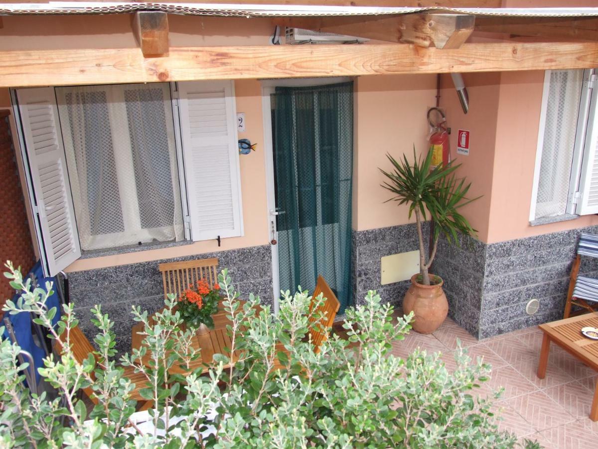 Le Case Del Sole Ventimiglia Buitenkant foto