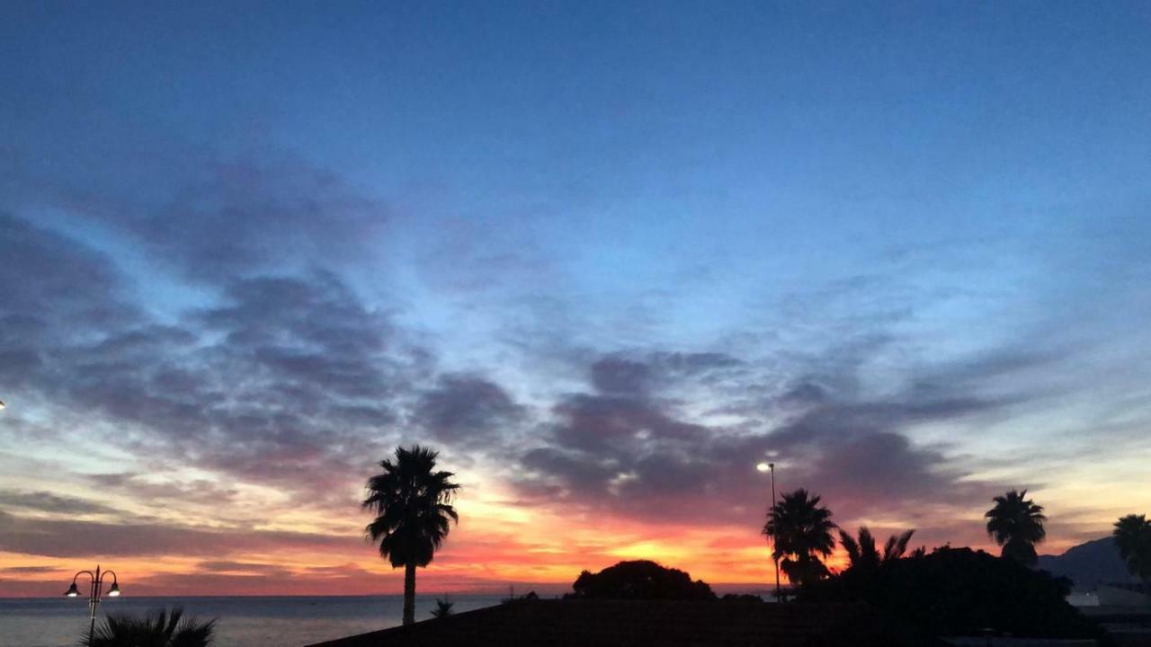 Le Case Del Sole Ventimiglia Buitenkant foto