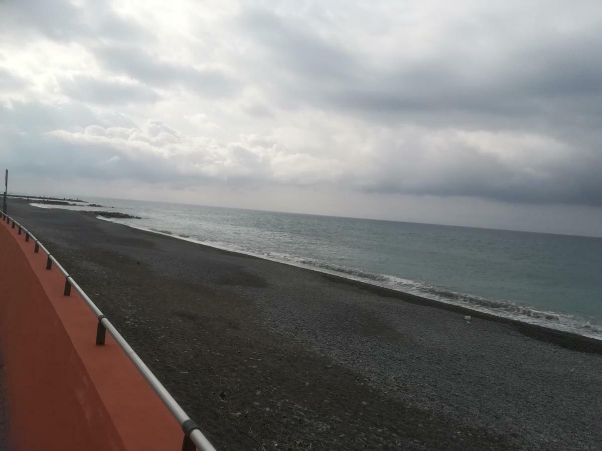 Le Case Del Sole Ventimiglia Buitenkant foto